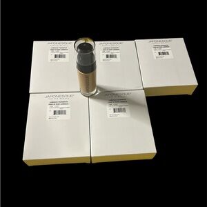 Resellers bundle Japonesque Foundation shade 07
